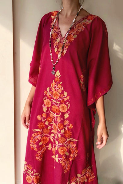 Hand-embroidered ethnic tunic - burgundy